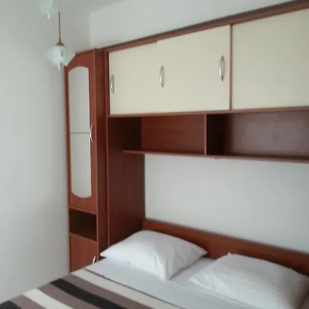 Apartamento Dekovic